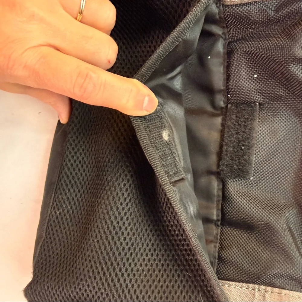 Targus Black and Gray Laptop Bag